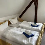 Monteurzimmervermietung Zu Den Zwei Linden Eggersdorf Eggersdorf (Salzland)