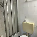 Monteurzimmervermietung Zu Den Zwei Linden Eggersdorf Casa de hóspedes 3*