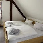 Casa de hóspedes Monteurzimmervermietung Zu Den Zwei Linden Eggersdorf