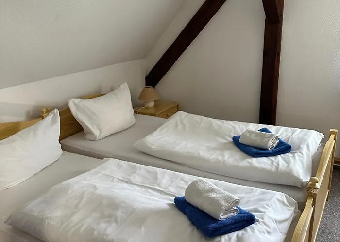 Monteurzimmervermietung Zu Den Zwei Linden Eggersdorf Eggersdorf (Salzland)